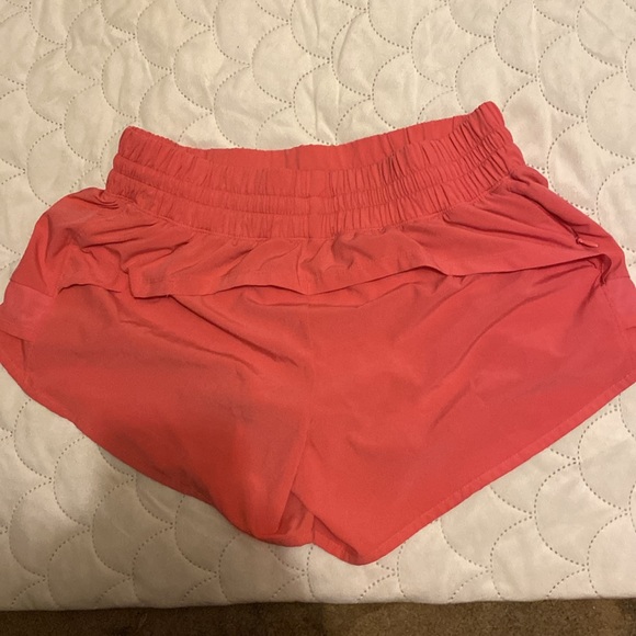 Champion sports bra and running shorts - Picture 8 of 9